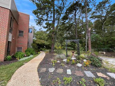 707 Meadowbrook Dr #707