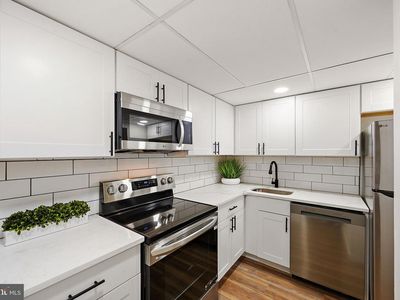 117 Railroad Ave #1