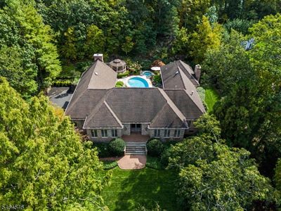 38 N Ridge Rd