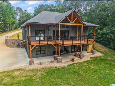341 Boathouse Cir