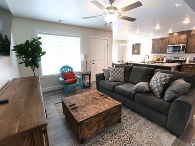 257 W Seasons Ln #23