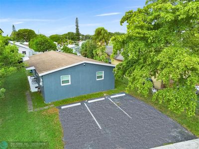 229 NW 4th Ave