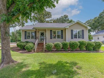 109 Hilldale Ave