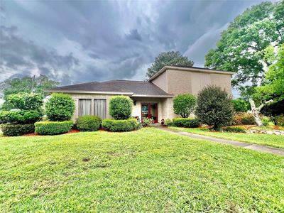 101 Forest Dr