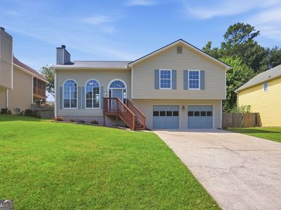 Property at 5430 Princeton Oaks Dr, Sugar Hill, GA