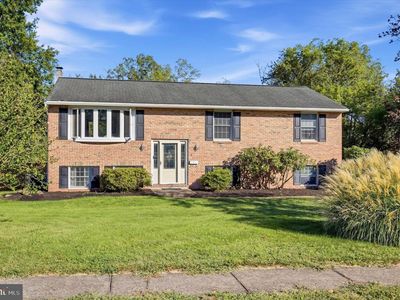 4 Aspen Ct