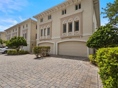 1008 Paseo Del Rio NE