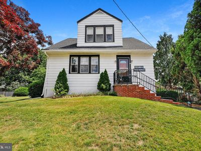 36 Apple Ave