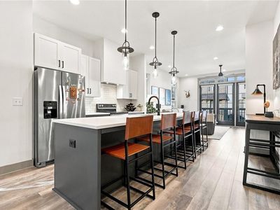 5 Becker Pl NW