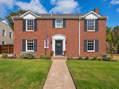 2909 Fort Ave