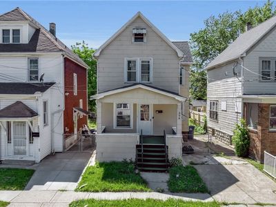 204 Floss Ave