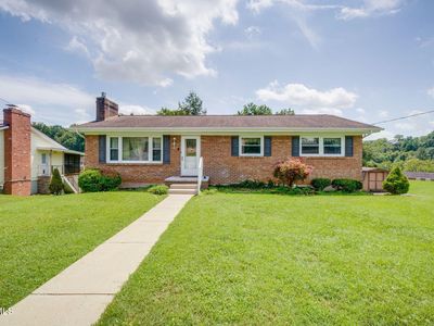 Property at 205 Greenfield Pl, Bristol, TN
