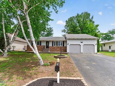 12 Winifred Drive