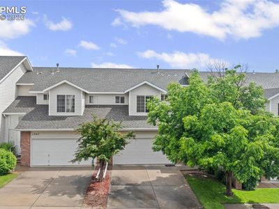 1749 Victorian Point