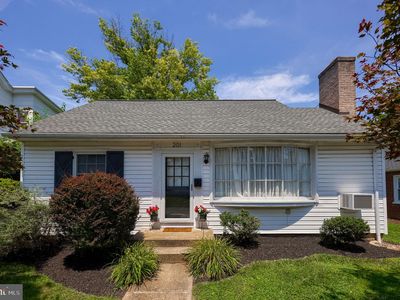 201 W Frederick St