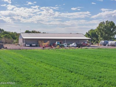 6429 Country Rd
