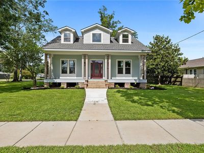 163 S 7th St