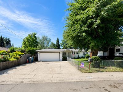 1162 Galaxy Dr