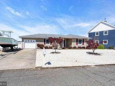 1203 Penguin Ct