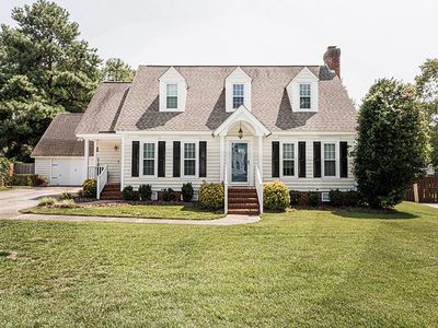 3913 Hampton Dr