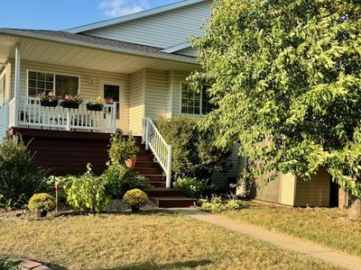 841 12th Ave W