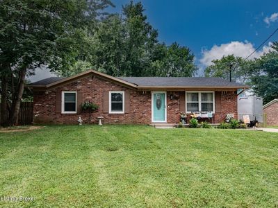 225 Beechwood Ln
