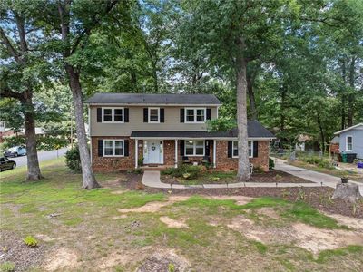 1001 Oakview Rd