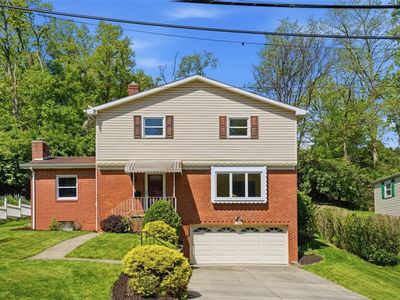 1548 Spreading Oak Dr