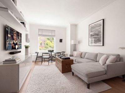 350 W 71st St #3A