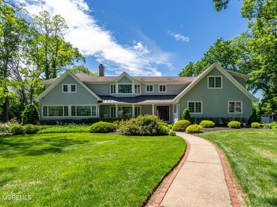 8 Evergreen Drive