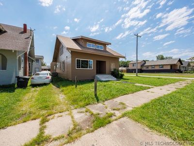 218 S Creek Ave