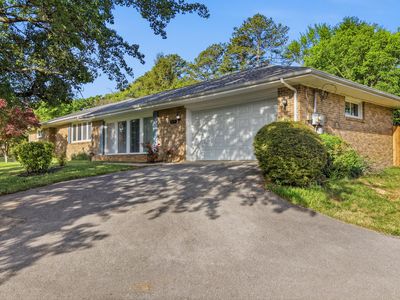 3717 Jarren Dr
