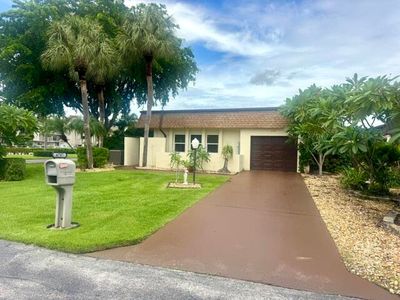 6787 Starkeys Place