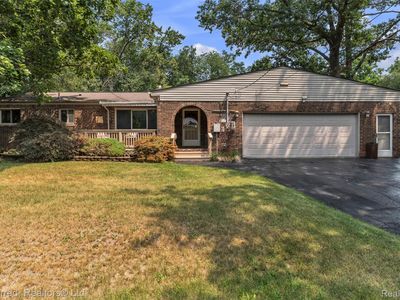 8822 Pontiac Lake Rd