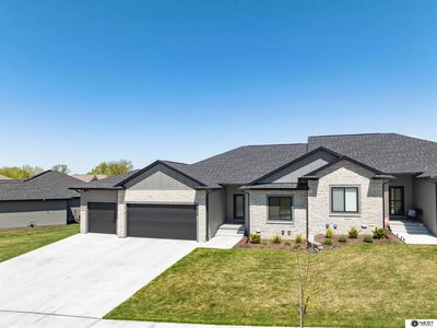 8848 Augusta Dr