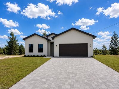 2220 NE 39th TER