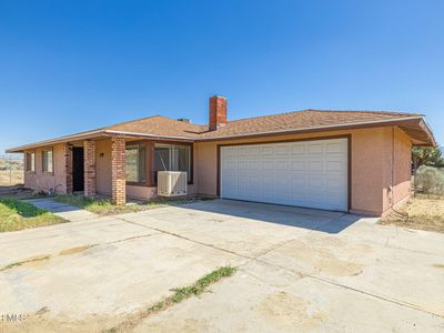 17394 Laredo Vista Ave