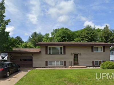 Property at 108 Woodland Dr, Negaunee, MI