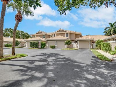 351 Emerald Bay CIR #R7