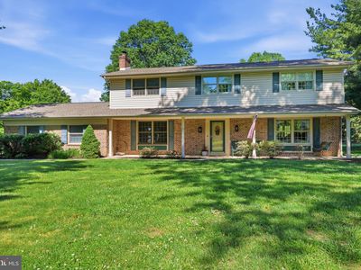 Property at 10 Pheasant Dr, Holland, PA