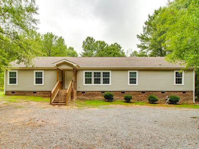 635 Monticello Rd