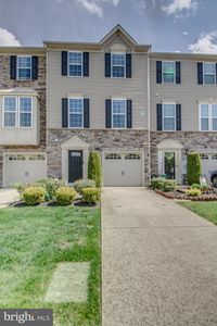 Property at 31 Village Green Ln, Sicklerville, NJ