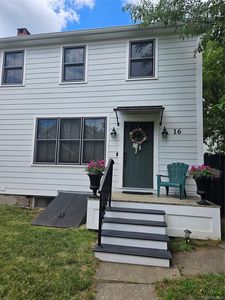 16 N Washington Street