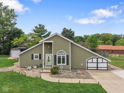 905 N Hamilton Dr