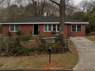 1112 Valley View Rd SE
