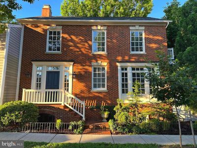 808 Oronoco St