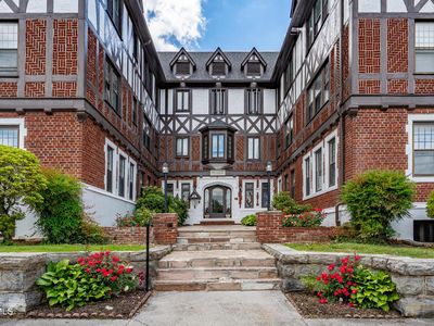 701 W Locust St APT 34