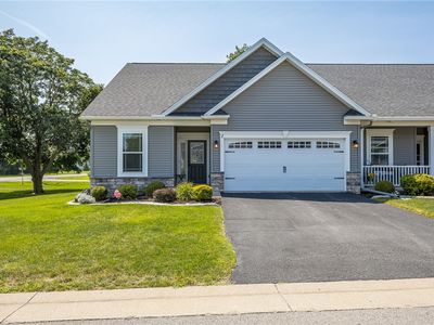 1 Cedar Cove Trl