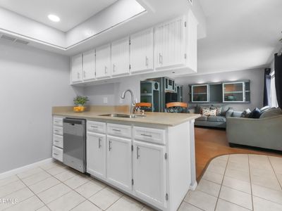 520 N Stapley Dr UNIT 117