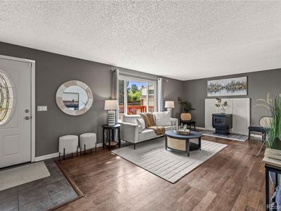 2527 W 104th Circle